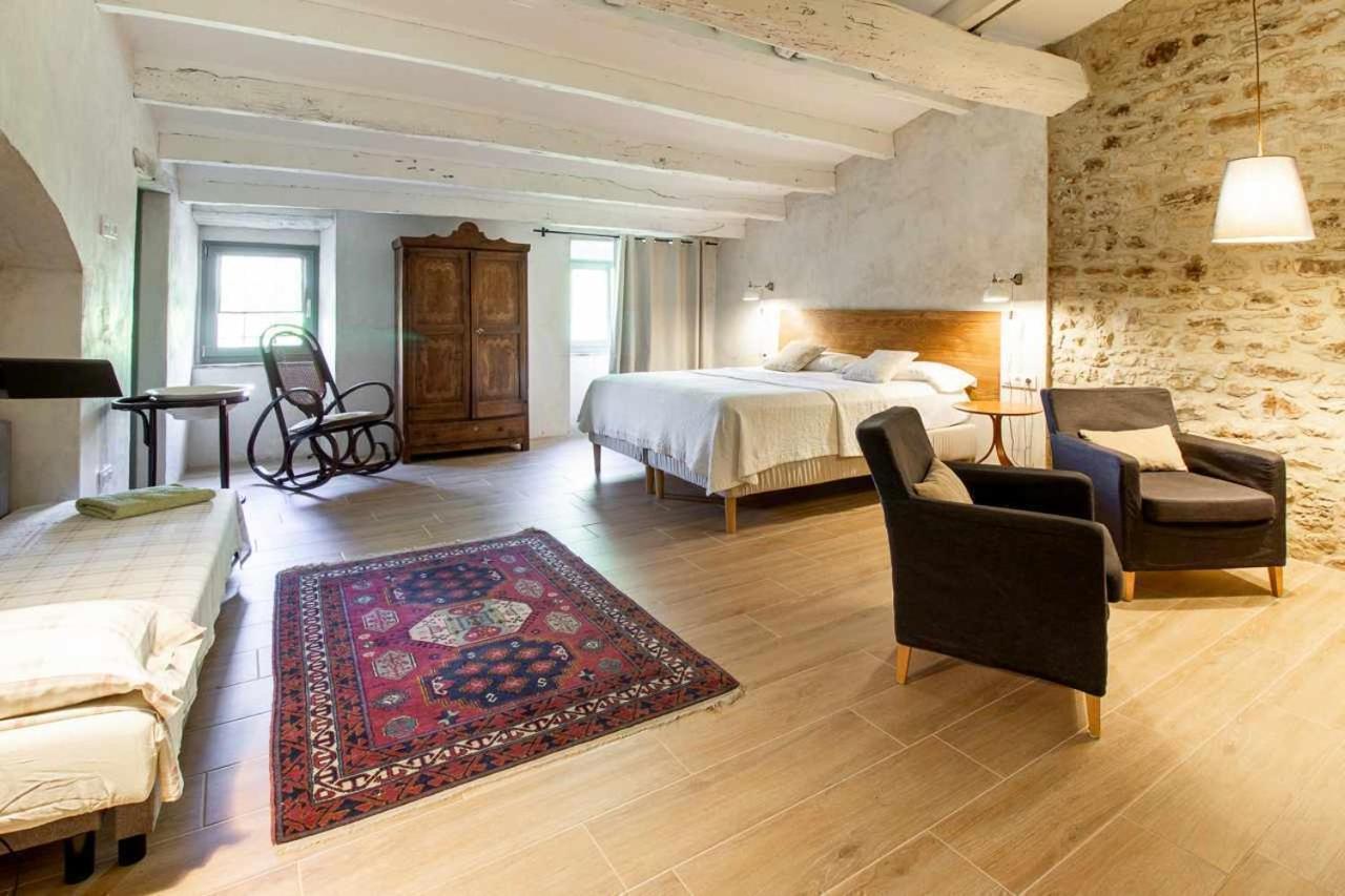 Masia Can Grau Habitaciones Con Desayuno Inlcuido Vilafreser ห้อง รูปภาพ